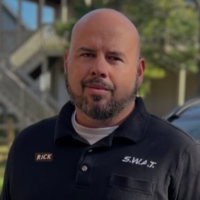 Rick — 28 years residential AV integration, lead reviewer on this site